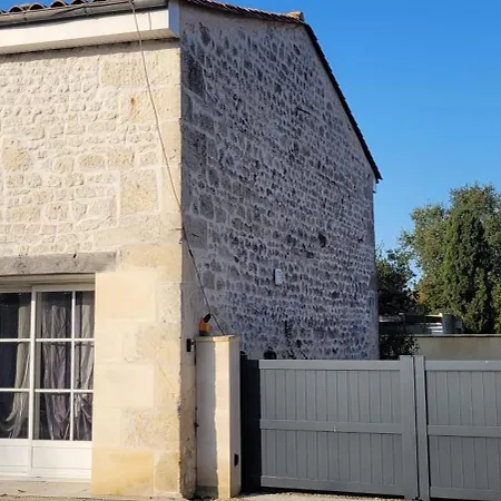 Appartement Résidence Lovera Saint-Martial-de-Vitaterne